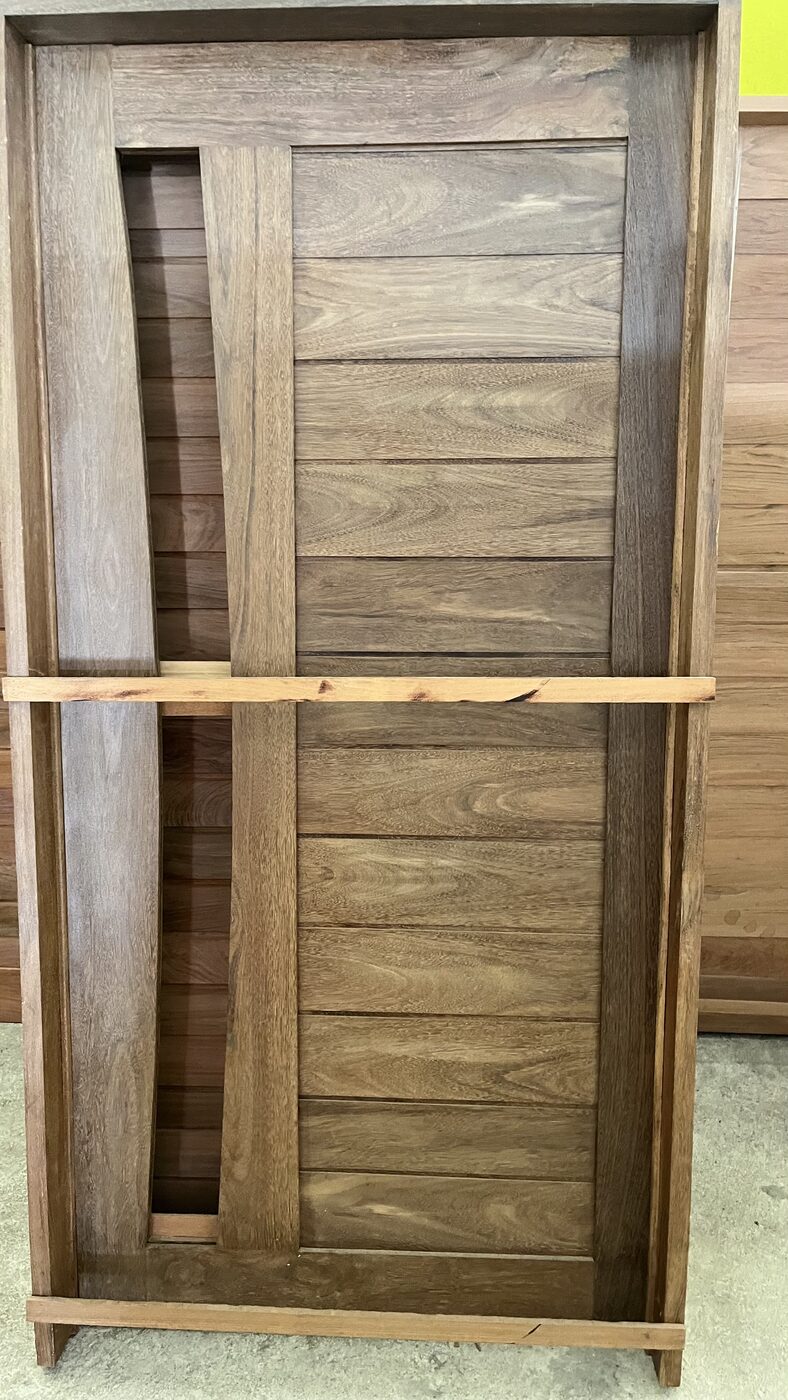 Porta modelo 121
