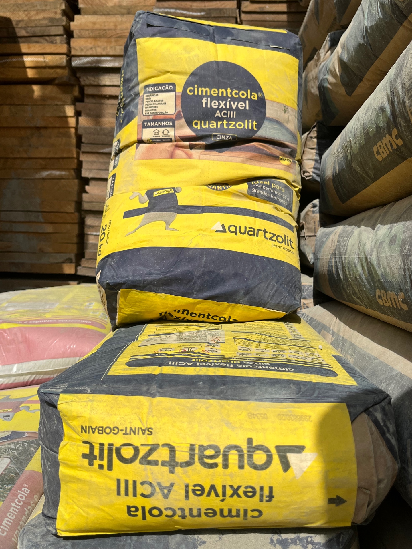Argamassa Massa AC3 PA CZ 20kg QTZ — Quartzolit · ACIII · 20 kg