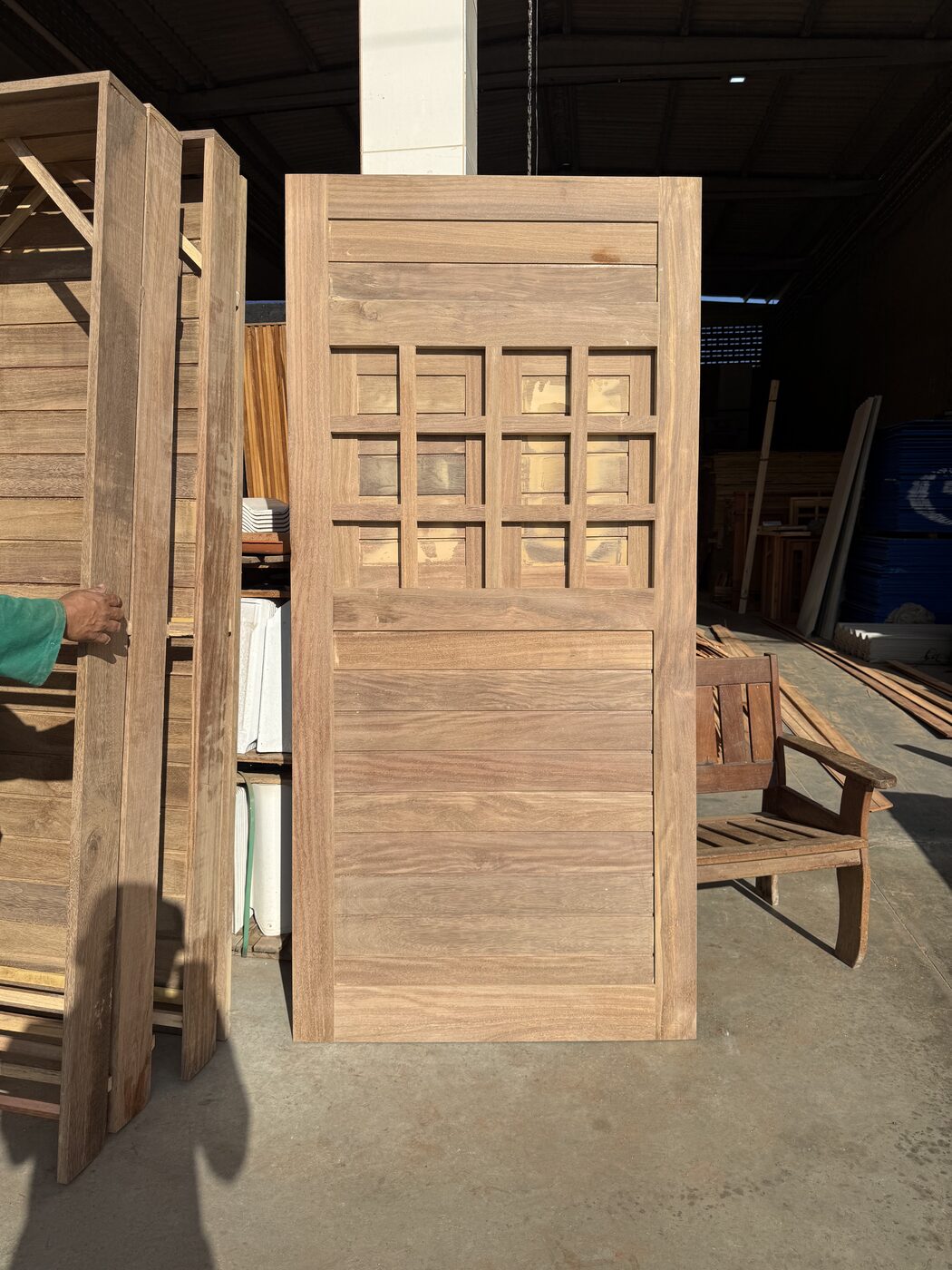 Porta modelo 056