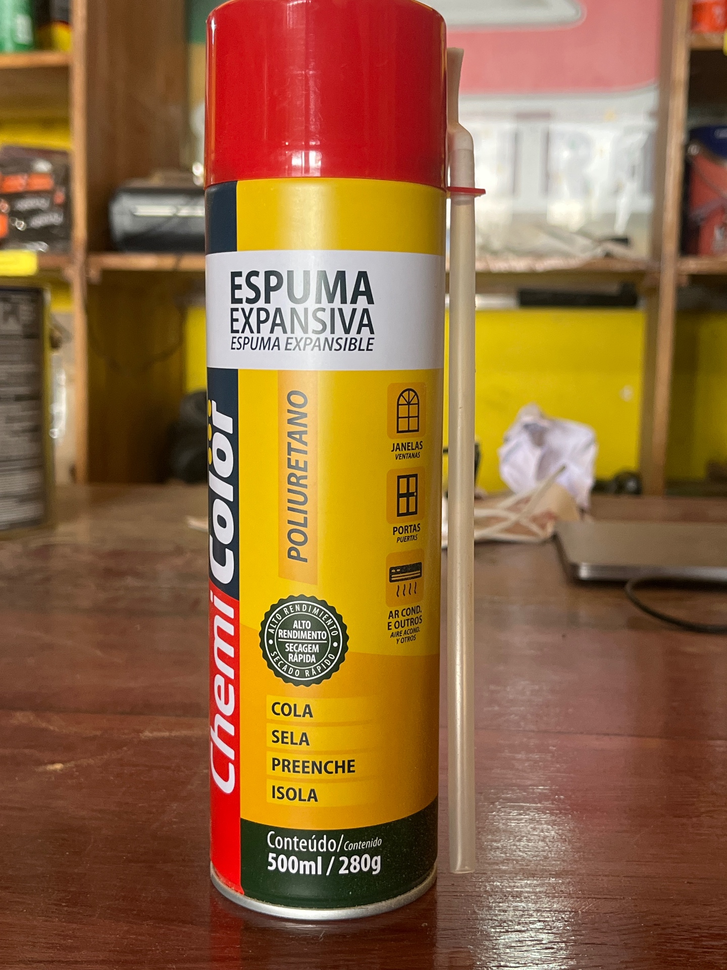 Espuma Expansiva Chemi Color — Espuma expansiva de poliuretano · 500 ml / 280 g