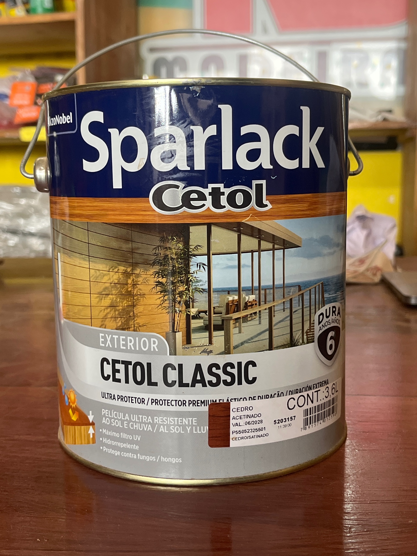 Verniz Cetol Classic — Ultra protetor · Cedro acetinado · 3,6 L